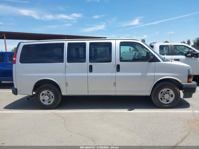 1GAWGEFG1K1287913 Chevrolet Express 2500 Ls