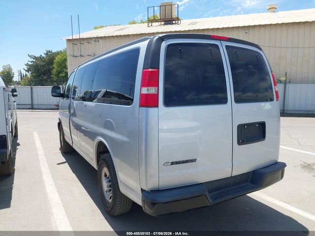 1GAWGEFG1K1287913 Chevrolet Express 2500 Ls