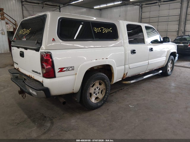 2005 Chevrolet Silverado 1500 Z71 მანქანა იყიდება აუქციონზე, vin: 2GCEK13T051185805, აუქციონის ნომერი: 45538105