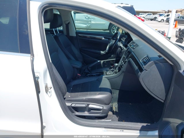 Продажа на аукционе авто 2019 Volkswagen Passat 2.0t Se R-line, vin: 1VWMA7A32KC003237, номер лота: 45538147