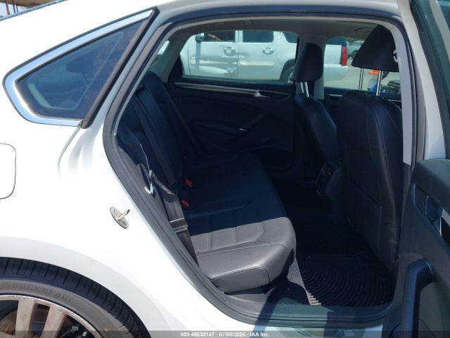 Продажа на аукционе авто 2019 Volkswagen Passat 2.0t Se R-line, vin: 1VWMA7A32KC003237, номер лота: 45538147