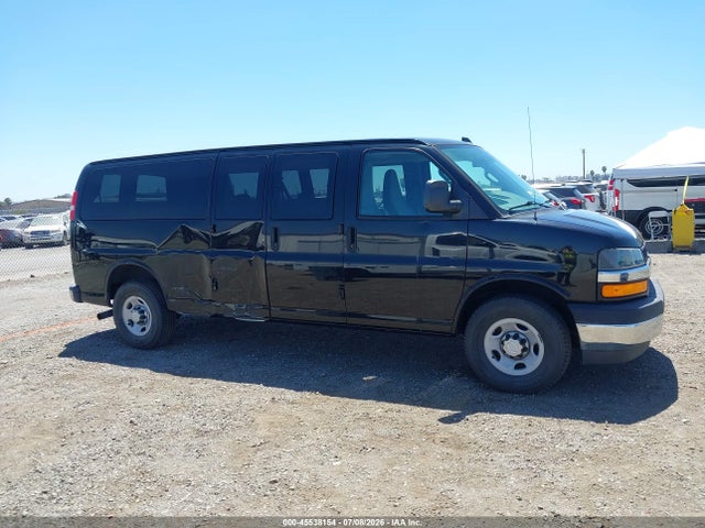 Chevrolet Express 3500 Lt 2017 1GAZGPFF1H1272594 Image 19