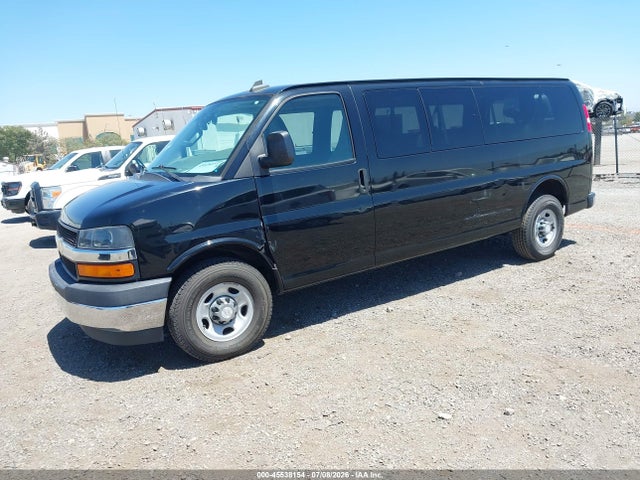 Chevrolet Express 3500 Lt 2017 1GAZGPFF1H1272594 Image 2
