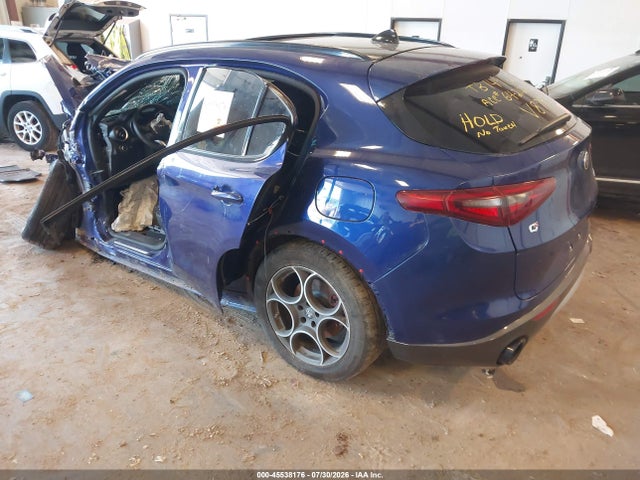 45538176 :رقم المزاد ، ZASPAKBN1N7D48797 vin ، 2022 Alfa Romeo Stelvio Ti Awd مزاد بيع