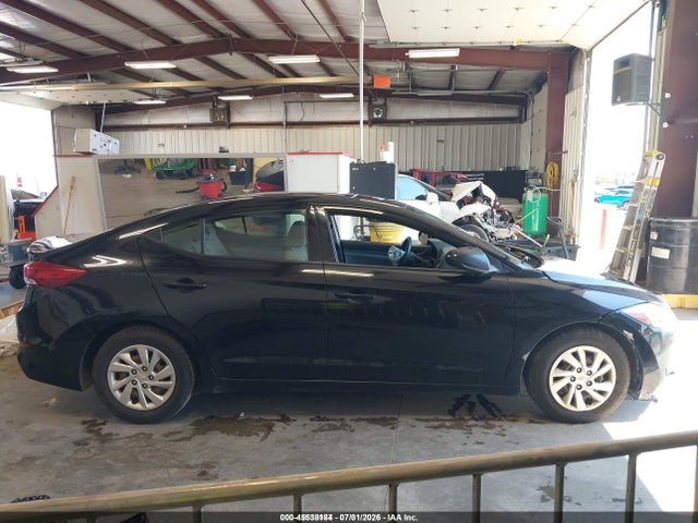 45538184 :رقم المزاد ، 5NPD74LF2JH353817 vin ، 2018 Hyundai Elantra Se مزاد بيع