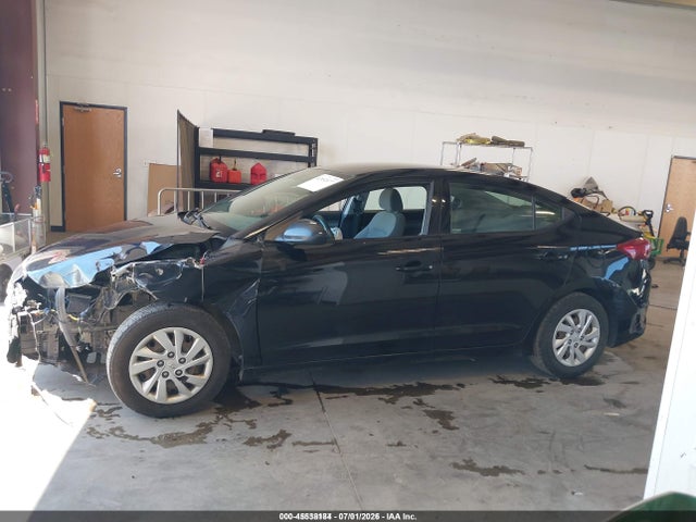 45538184 :رقم المزاد ، 5NPD74LF2JH353817 vin ، 2018 Hyundai Elantra Se مزاد بيع