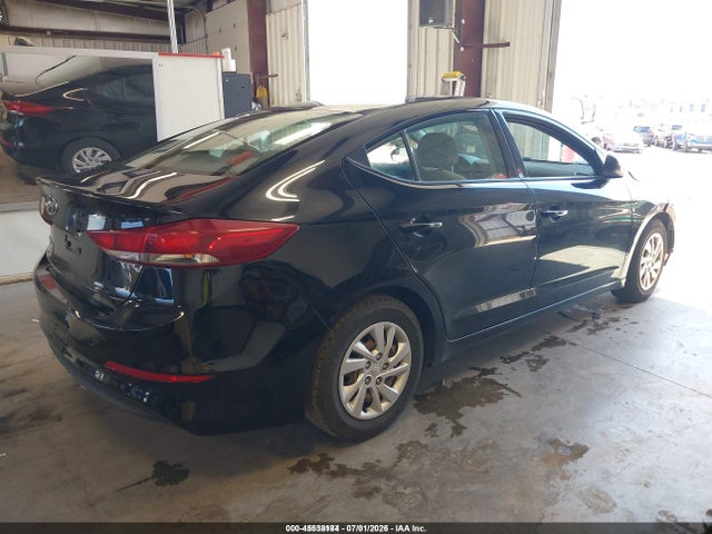 45538184 :رقم المزاد ، 5NPD74LF2JH353817 vin ، 2018 Hyundai Elantra Se مزاد بيع