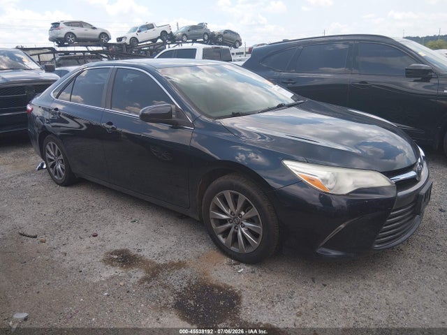 45538192 :رقم المزاد ، 4T1BF1FKXHU288261 vin ، 2017 Toyota Camry Xle مزاد بيع