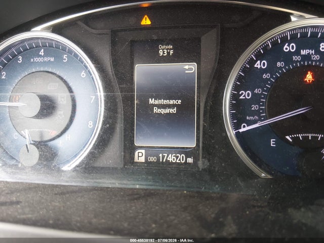 45538192 :رقم المزاد ، 4T1BF1FKXHU288261 vin ، 2017 Toyota Camry Xle مزاد بيع
