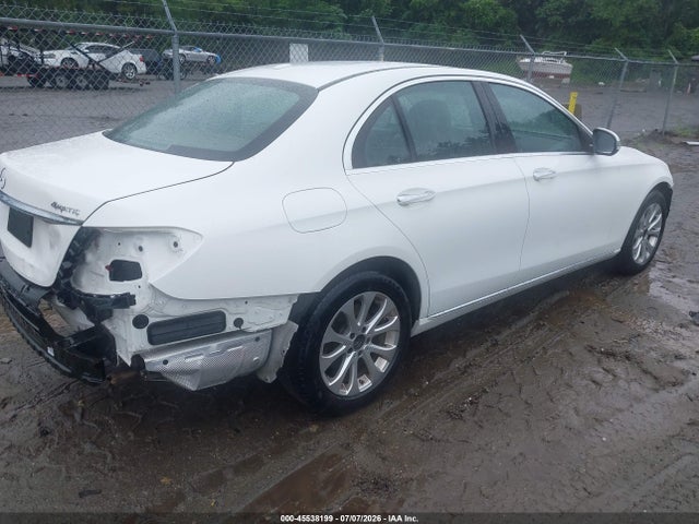 2017 Mercedes-benz E 300 4matic მანქანა იყიდება აუქციონზე, vin: WDDZF4KBXHA066255, აუქციონის ნომერი: 45538199