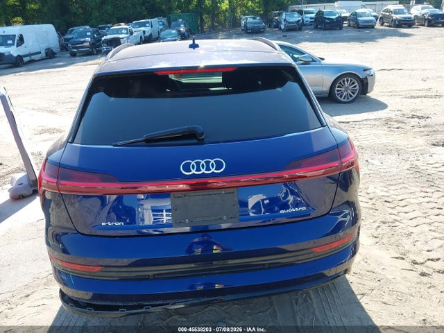 Aukcja sprzedaży 2022 Audi E-tron Premium Quattro, vin: WA1AAAGE4NB012120, numer aukcji: 45538203