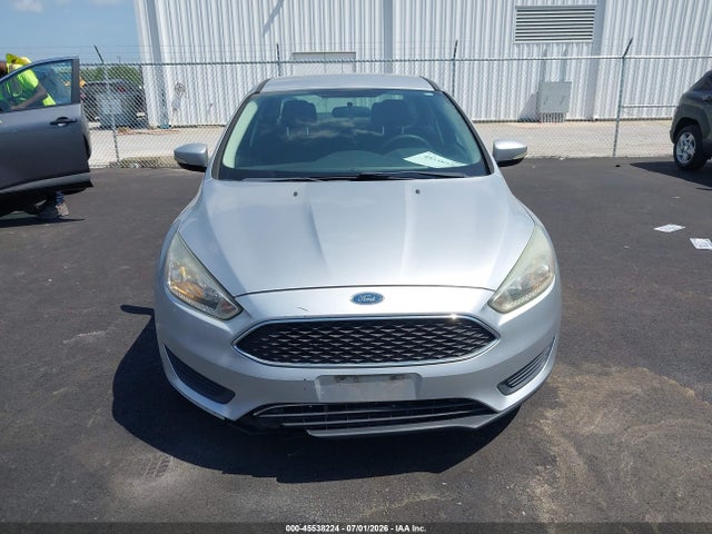 1FADP3F2XHL296880 Ford FOCUS SE