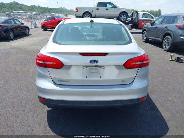 1FADP3F2XHL296880 Ford FOCUS SE