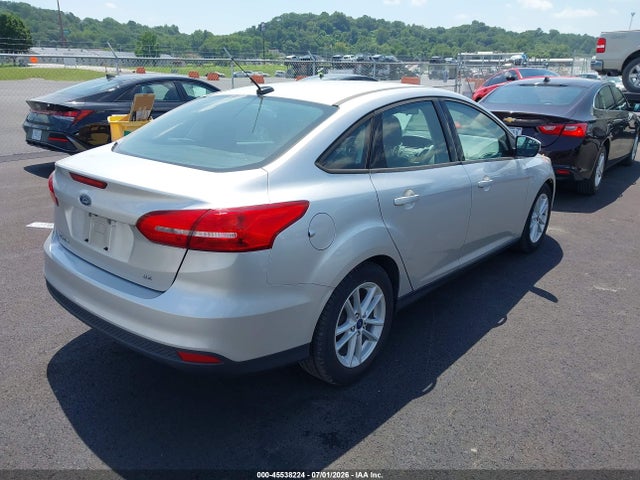 1FADP3F2XHL296880 Ford FOCUS SE