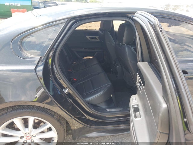 45538231 :رقم المزاد ، SAJBF4BV7GCY24742 vin ، 2016 Jaguar Xf 35t R-sport مزاد بيع