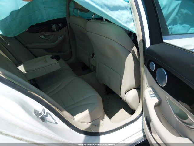 Aukcja sprzedaży 2015 Mercedes-benz C 300 Luxury 4matic, vin: 55SWF4KB5FU061657, numer aukcji: 45538245