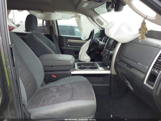 45538286 :رقم المزاد ، 3C6RR7LT1HG784571 vin ، 2017 Ram 1500 Big Horn  4x4 5'7 Box مزاد بيع