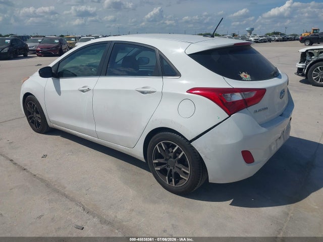 Hyundai ELANTRA GT 2016 KMHD35LH4GU323621 Image 3