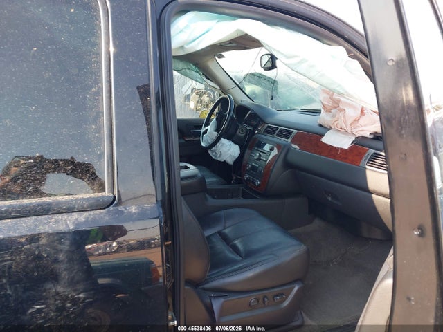 Продажа на аукционе авто 2011 Chevrolet Suburban Lt, vin: 1GNSKJE34BR384401, номер лота: 45538406