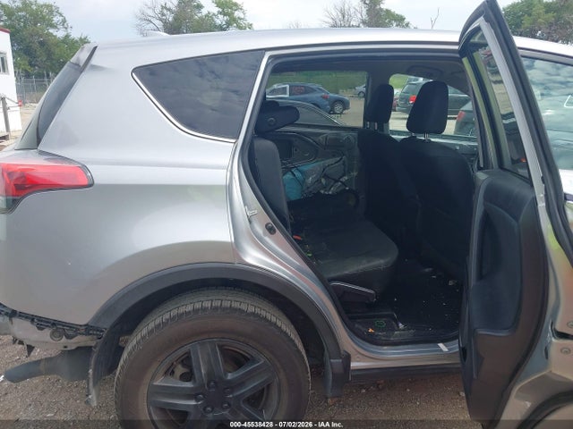 45538428 :رقم المزاد ، 2T3ZFREV6JW439733 vin ، 2018 Toyota Rav4 Le مزاد بيع