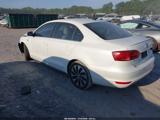Auction sale of the 2013 Volkswagen Jetta Hybrid Sel Premium, vin: 3VW637AJ2DM284510, lot number: 45538441