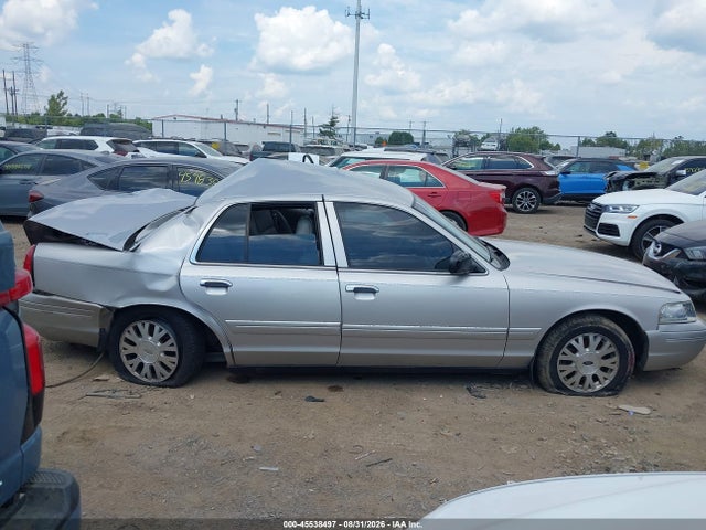 Продажа на аукционе авто 2003 Ford Crown Victoria Lx, vin: 2FAFP74W23X223844, номер лота: 45538497