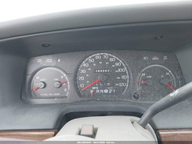 Продажа на аукционе авто 2003 Ford Crown Victoria Lx, vin: 2FAFP74W23X223844, номер лота: 45538497