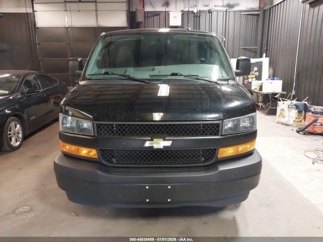 1GAZGNFP4L1272417 Chevrolet Express Passenger Rwd 3500 Extended Wheelbase Ls