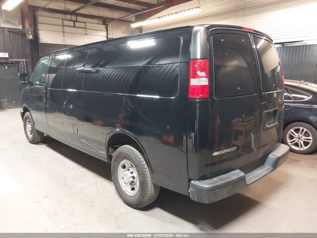 1GAZGNFP4L1272417 Chevrolet Express Passenger Rwd 3500 Extended Wheelbase Ls