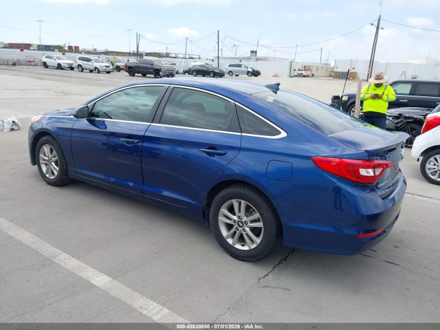 Hyundai SONATA SE 2016 5NPE24AF2GH360314 Image 3