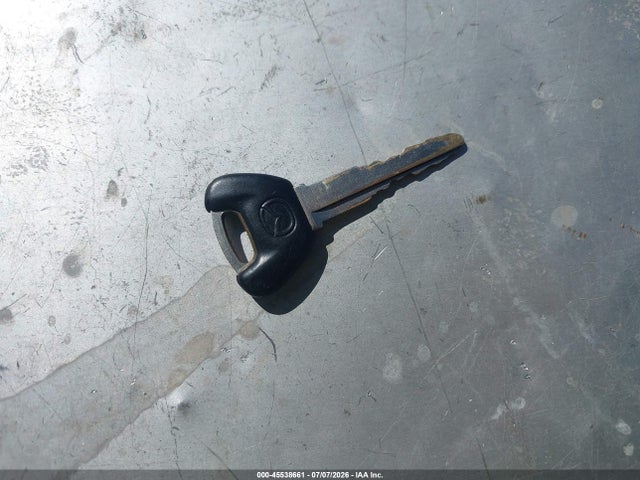 45538661 :رقم المزاد ، JM1NB3537Y0141731 vin ، 2000 Mazda Mx-5 Miata Ls/special Edition مزاد بيع