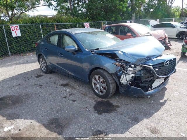 Продажа на аукционе авто 2016 Mazda Mazda3 I Sport, vin: JM1BM1T79G1298516, номер лота: 45538664