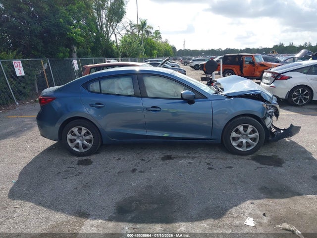 Продаж на аукціоні авто 2016 Mazda Mazda3 I Sport, vin: JM1BM1T79G1298516, номер лоту: 45538664