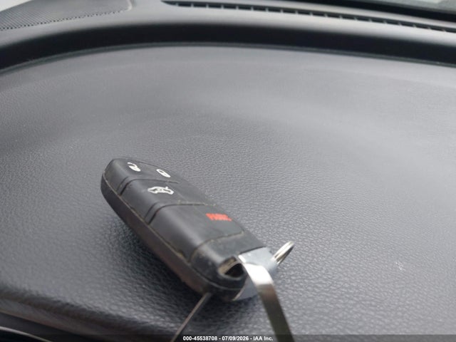 45538708 :رقم المزاد ، 1C3CCCAB2FN641267 vin ، 2015 Chrysler 200 Limited مزاد بيع