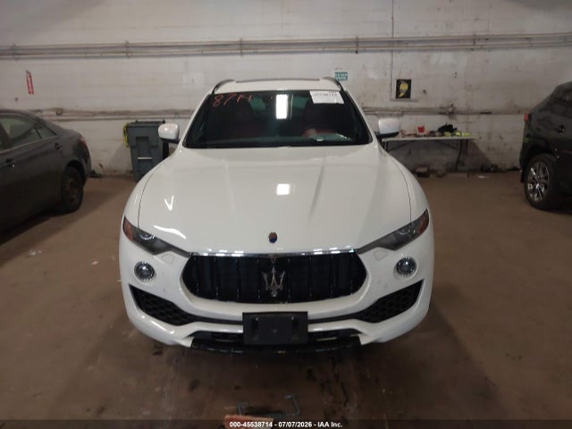 Продажа на аукционе авто 2018 Maserati Levante Gransport, vin: ZN661XUS9JX259587, номер лота: 45538714