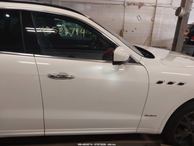 Продажа на аукционе авто 2018 Maserati Levante Gransport, vin: ZN661XUS9JX259587, номер лота: 45538714