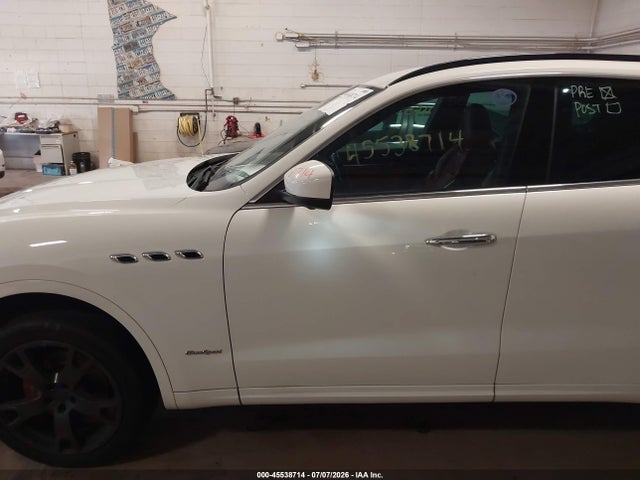 Продажа на аукционе авто 2018 Maserati Levante Gransport, vin: ZN661XUS9JX259587, номер лота: 45538714