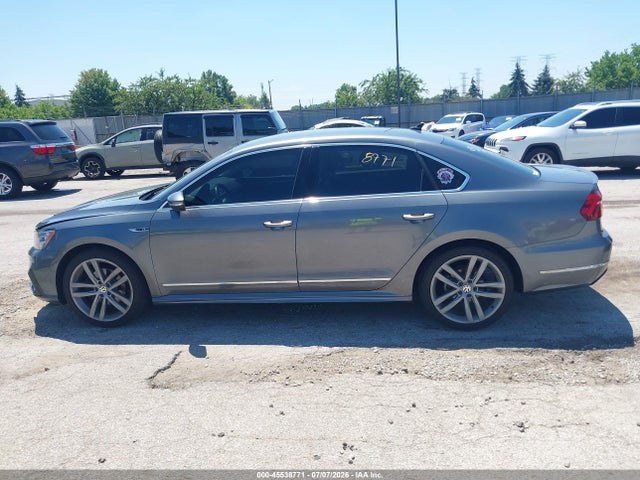 1VWDT7A36HC054713 Volkswagen Passat 1.8t R-line