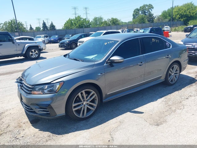1VWDT7A36HC054713 Volkswagen Passat 1.8t R-line