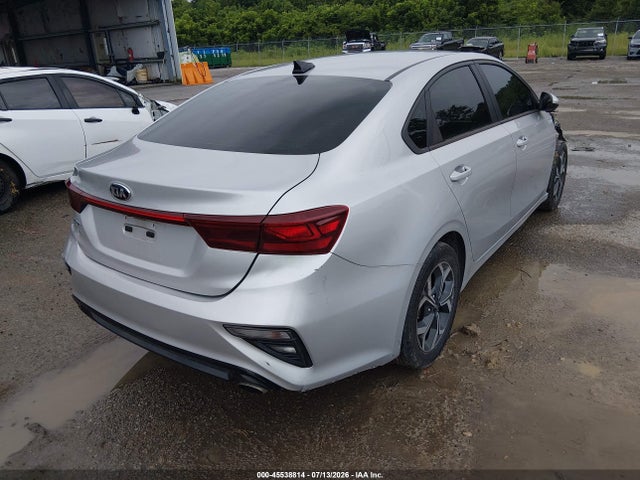 2021 Kia Forte Lxs მანქანა იყიდება აუქციონზე, vin: 3KPF24AD6ME271686, აუქციონის ნომერი: 45538814