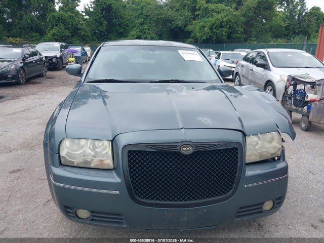 Продажа на аукционе авто 2005 Chrysler 300 Touring, vin: 2C3AA53G85H644215, номер лота: 45538816
