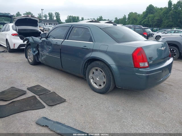 Продажа на аукционе авто 2005 Chrysler 300 Touring, vin: 2C3AA53G85H644215, номер лота: 45538816