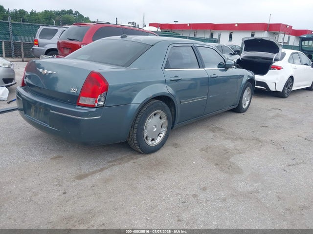 Продажа на аукционе авто 2005 Chrysler 300 Touring, vin: 2C3AA53G85H644215, номер лота: 45538816