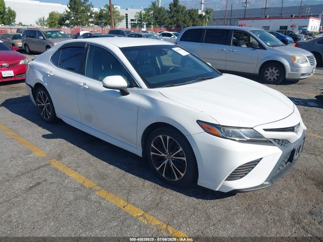 2018 JTNB11HK3J3040411 main image