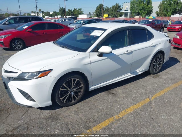 Toyota CAMRY SE 2018 JTNB11HK3J3040411 Image 2