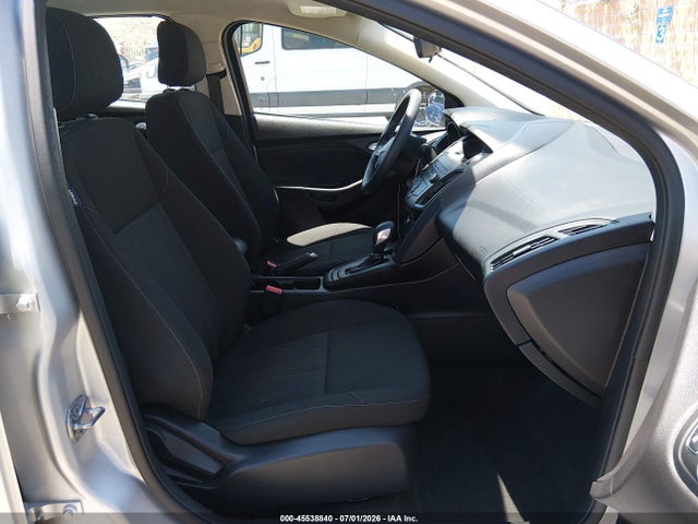 Ford FOCUS SE 2018 1FADP3F22JL328565 Image 5