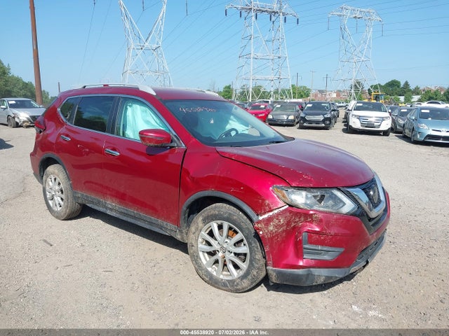 Nissan ROGUE SV 2018 5N1AT2MV3JC770167 головне зображення