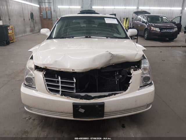 Продажа на аукционе авто 2011 Cadillac Dts Standard, vin: 1G6KA5E65BU130077, номер лота: 45538953