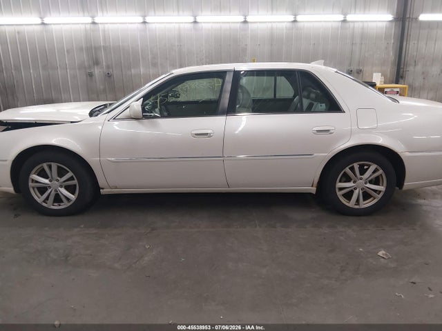 Продажа на аукционе авто 2011 Cadillac Dts Standard, vin: 1G6KA5E65BU130077, номер лота: 45538953