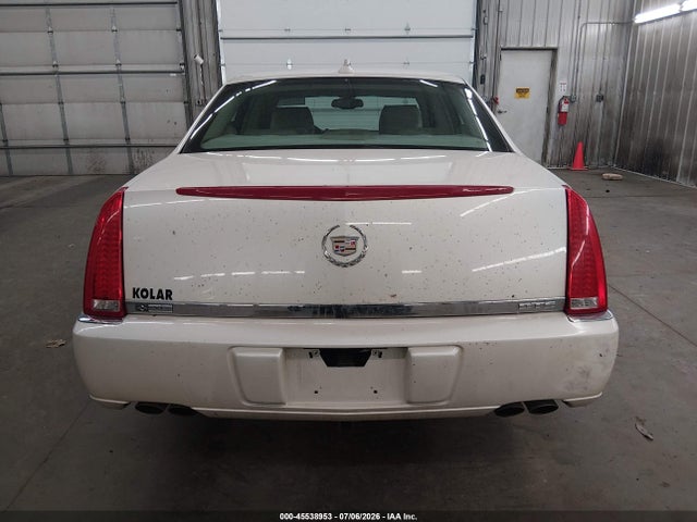 Продажа на аукционе авто 2011 Cadillac Dts Standard, vin: 1G6KA5E65BU130077, номер лота: 45538953